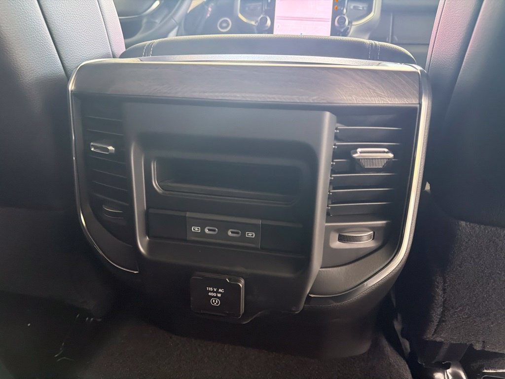 Used 2026 RAM 3500 Laramie w/ Towing Technology Group AWD/4WD image 39