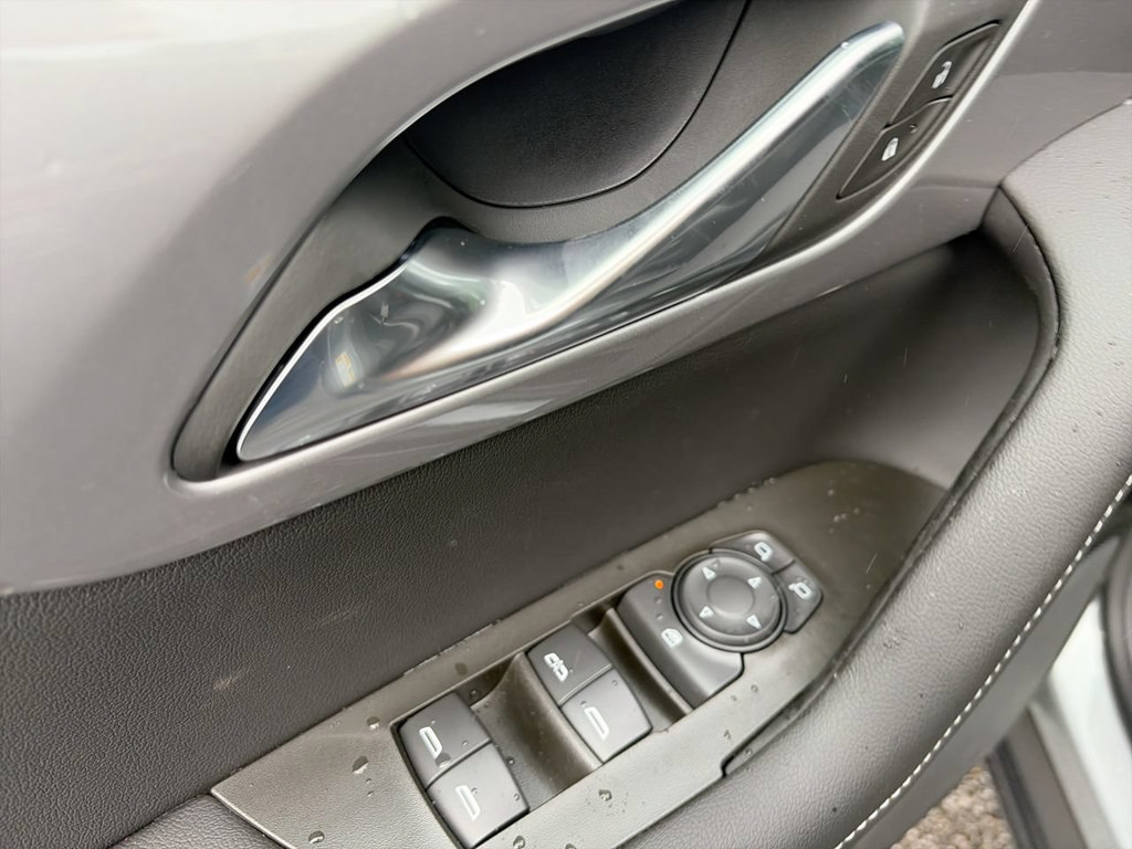 New 2026 Chevrolet Blazer LT w/ Convenience Package FWD image 13