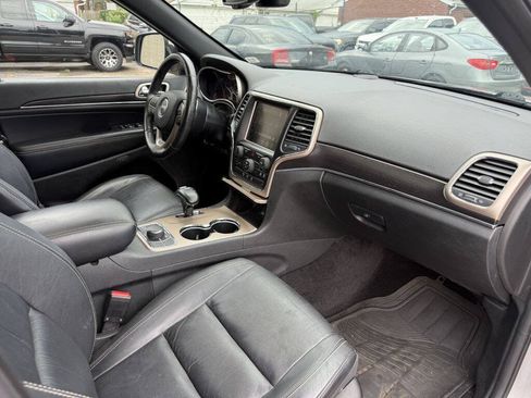 Used 2014 Jeep Grand Cherokee Limited AWD/4WD image 22