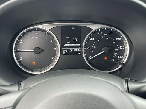 New 2025 Nissan Kicks Play S image 20