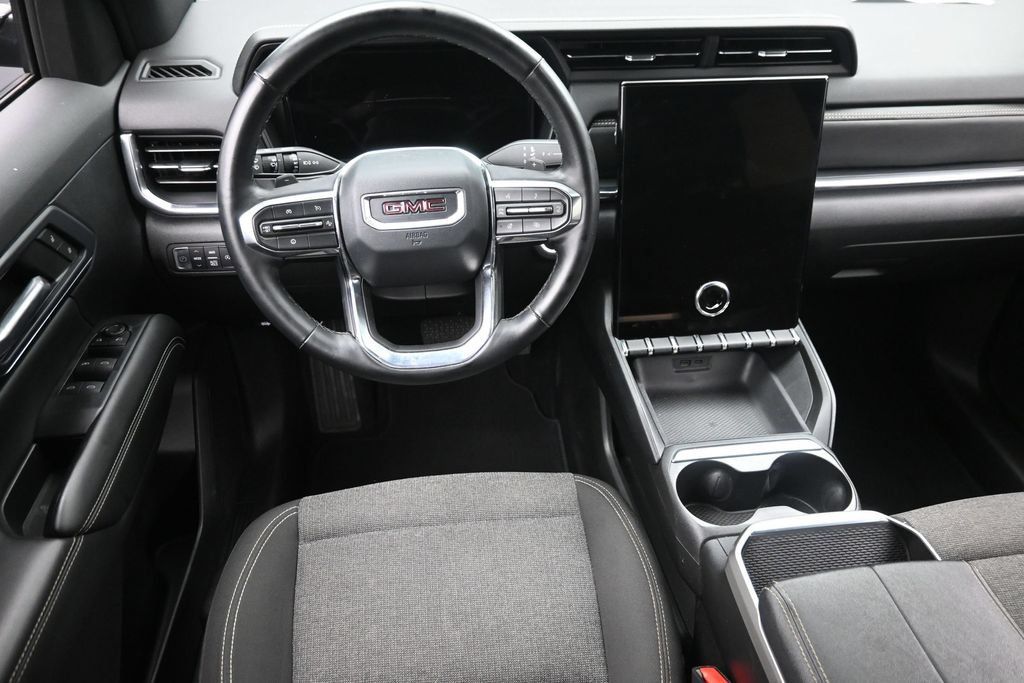 Used 2025 GMC Terrain Elevation AWD/4WD image 14
