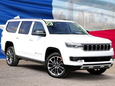 Used 2023 Jeep Wagoneer L Series III w/ Premium Group I AWD/4WD image 1