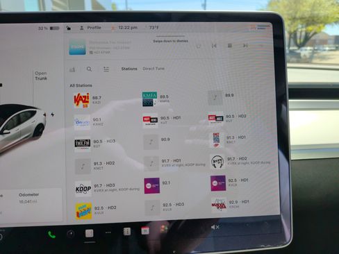 Used 2021 Tesla Model 3 Standard Range Plus image 23