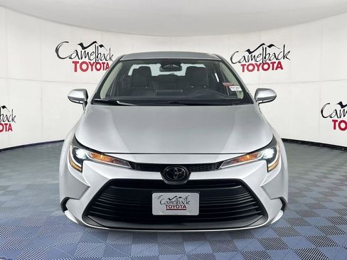 Used 2024 Toyota Corolla LE image 3