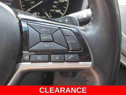Used 2024 Nissan Altima 2.5 SR FWD image 22
