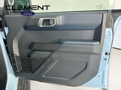 New 2025 Ford Bronco Heritage Edition image 31