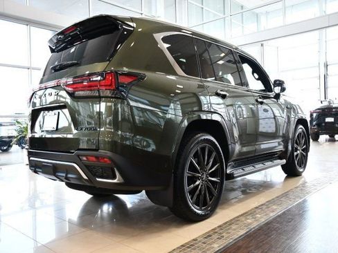 New 2025 Lexus LX 700h F Sport image 7