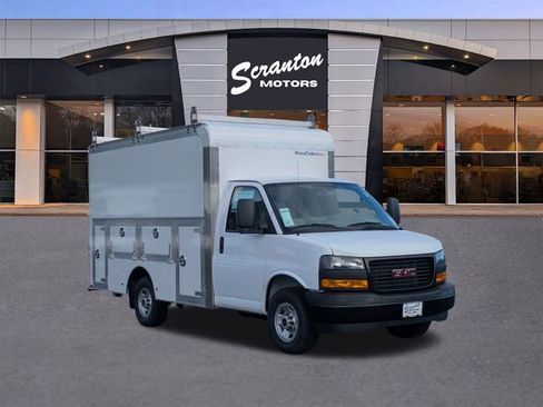 New 2024 GMC Savana 3500 w/ Power Convenience Package image 7
