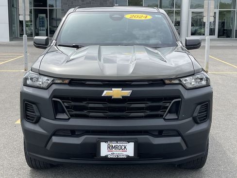 Used 2024 Chevrolet Colorado W/T RWD image 11