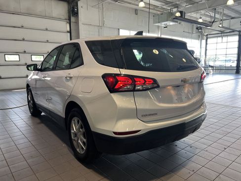 Used 2024 Chevrolet Equinox LS FWD image 5