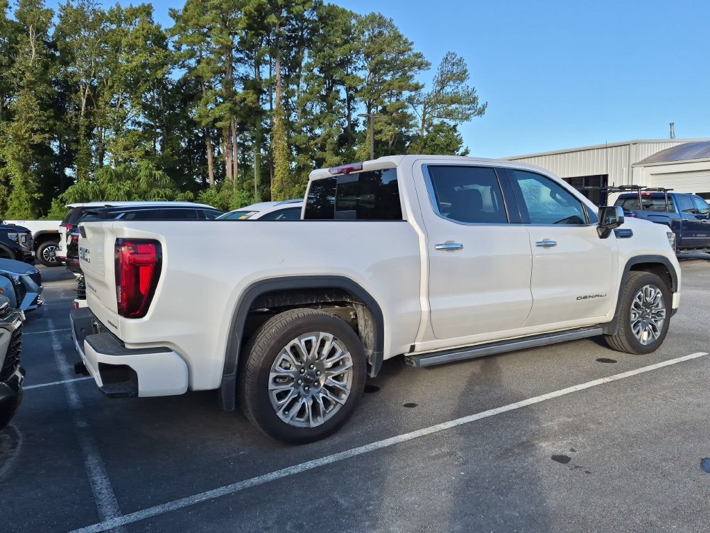 Used 2024 GMC Sierra 1500 Denali Ultimate AWD/4WD image 9