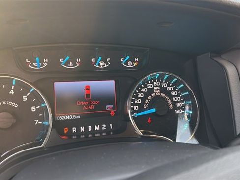 Used 2014 Ford F150 XLT w/ Equipment Group 302A Luxury image 12