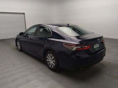 Used 2021 Toyota Camry LE FWD image 5