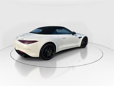 Used 2022 Mercedes-Benz SL 63 AMG 4MATIC image 8