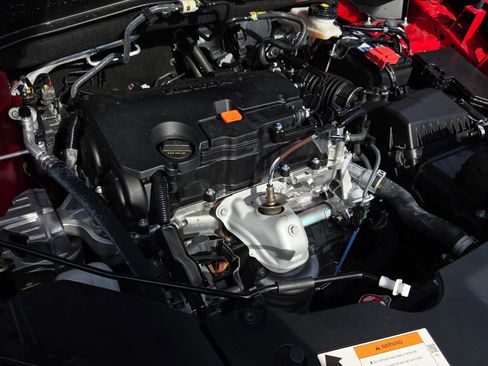 Certified 2025 Honda HR-V Sport image 25