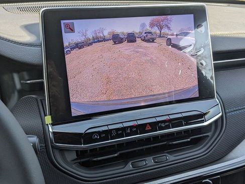 New 2025 Jeep Compass Limited w/ High Altitude Package image 23