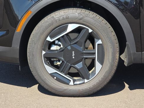 Certified 2026 Kia Sportage S AWD/4WD image 25