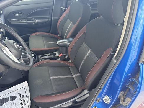 Used 2024 Nissan Versa SR FWD image 21