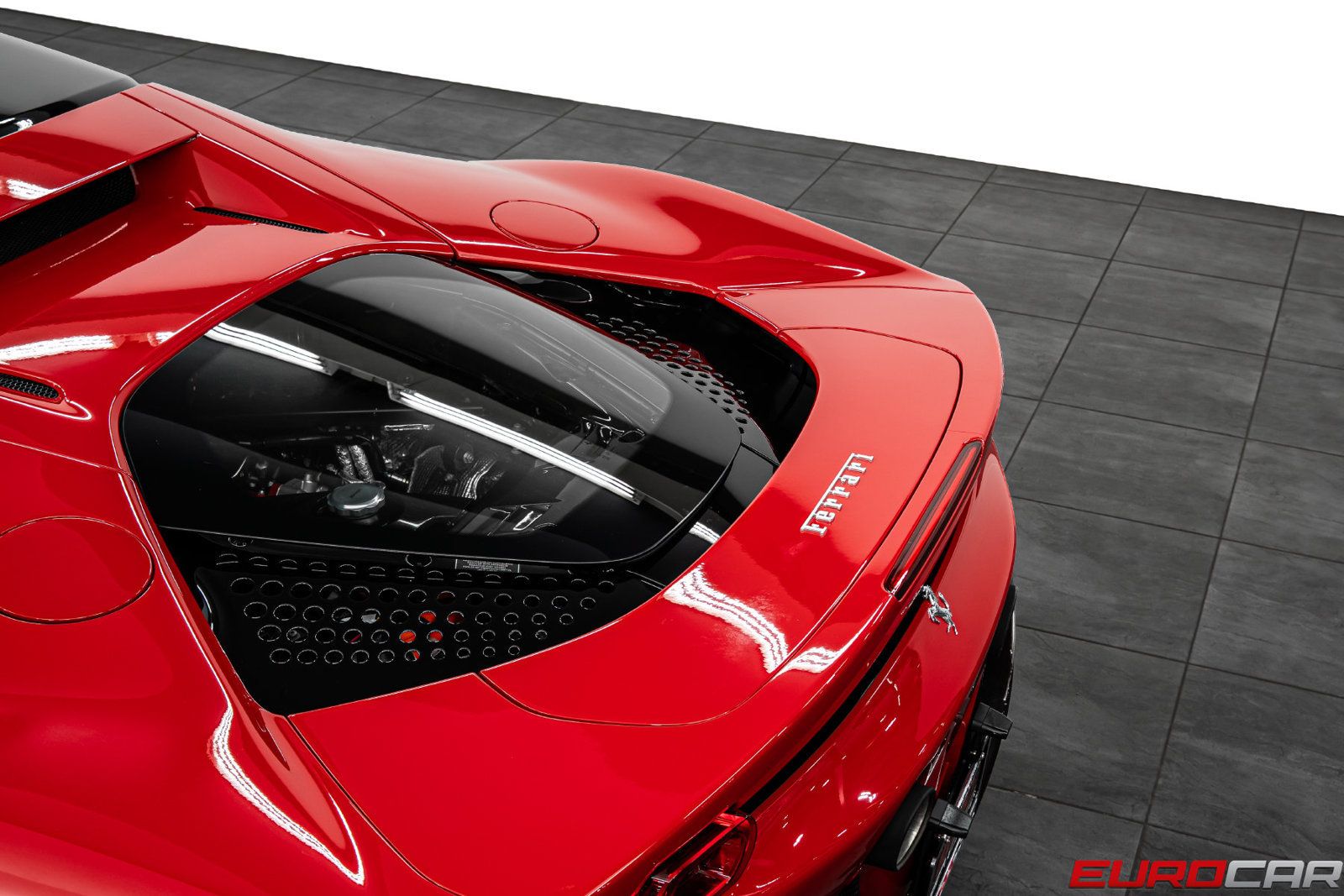 Used 2021 Ferrari SF90 Stradale AWD/4WD image 22