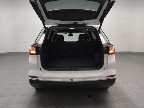 Used 2020 Chevrolet Equinox LT image 29