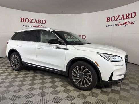 Used 2023 Lincoln Corsair Reserve FWD image 16