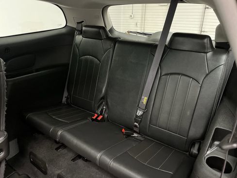 Used 2015 Buick Enclave Leather w/ Trailering Package image 13
