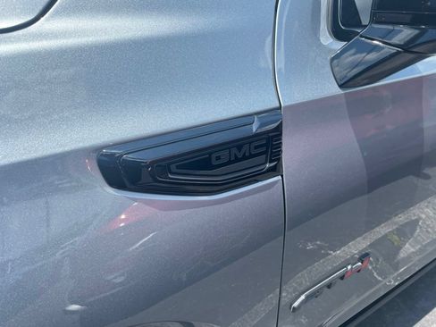 Used 2026 GMC Yukon XL AT4 AWD/4WD image 3