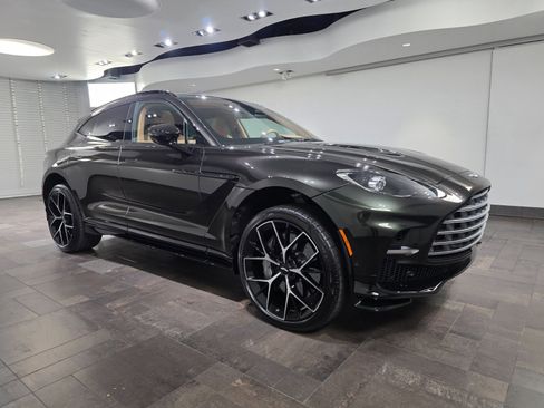 Used 2026 Aston Martin DBX 707 AWD/4WD image 1