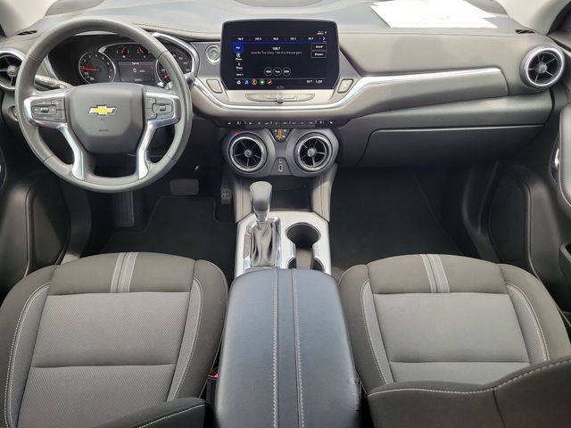 Certified 2025 Chevrolet Blazer LT FWD image 14