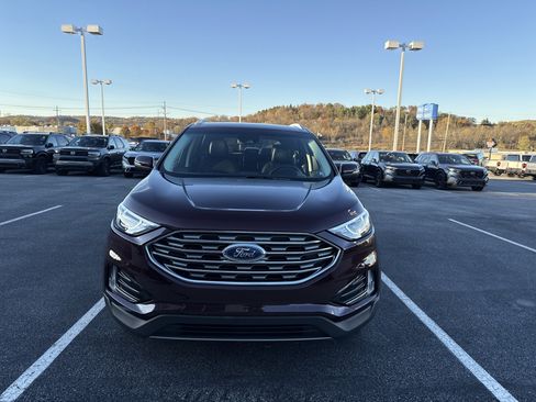 Used 2020 Ford Edge SEL w/ Cold Weather Package image 8