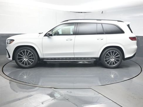 Used 2026 Mercedes-Benz GLS 450 4MATIC image 5