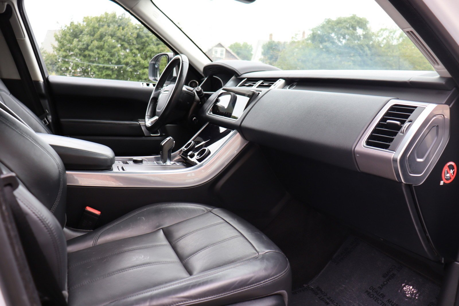 Used 2018 Land Rover Range Rover Sport HSE AWD/4WD image 20