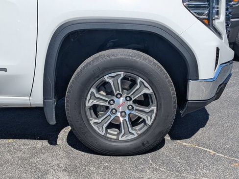 Used 2025 GMC Sierra 1500 SLT AWD/4WD image 12