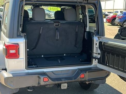 Used 2024 Jeep Wrangler Sport AWD/4WD image 19