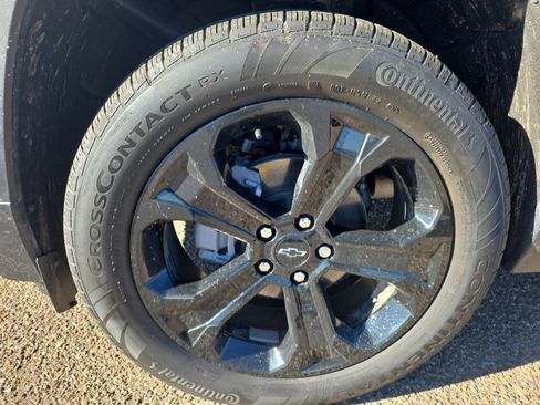 New 2026 Chevrolet Equinox LT w/ Midnight Edition image 11