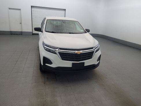 Used 2023 Chevrolet Equinox LS w/ LS Convenience Package AWD/4WD image 14