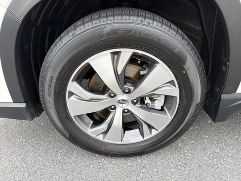 Certified 2025 Subaru Ascent Premium AWD/4WD image 13
