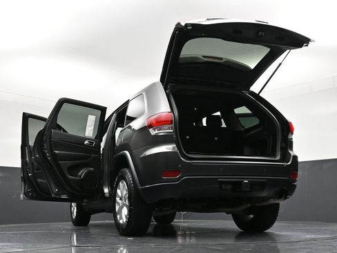 Used 2021 Jeep Grand Cherokee Laredo X image 38