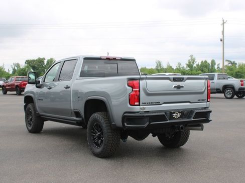 New 2026 Chevrolet Silverado 2500 ZR2 w/ LPO, Dark Essentials Package AWD/4WD image 7