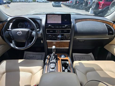Used 2021 Nissan Armada SL w/ Captain's Chairs Package RWD image 3