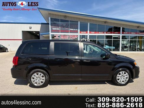 Used 2019 Dodge Grand Caravan SE FWD image 1