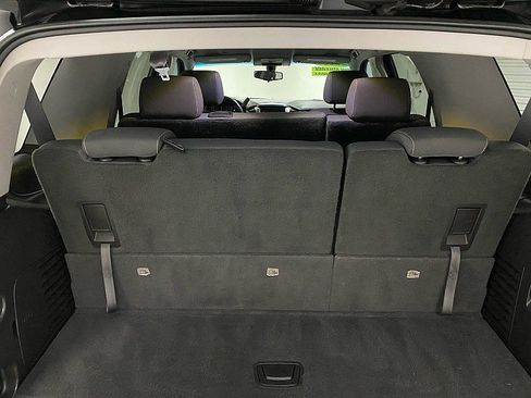 Used 2015 Chevrolet Tahoe LS image 12