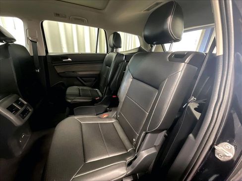Used 2023 Volkswagen Atlas SE w/ Panoramic Sunroof Package AWD/4WD image 15