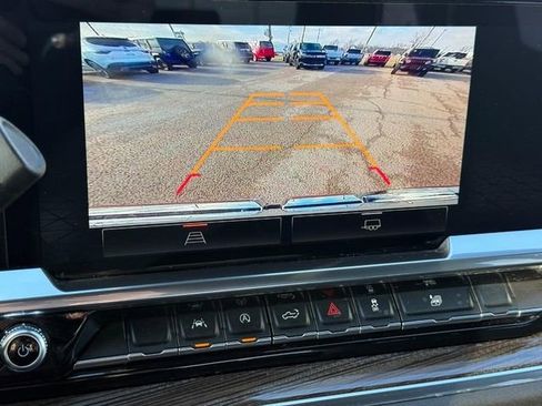 Certified 2024 GMC Sierra 1500 Elevation image 16