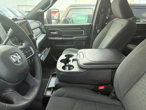Used 2026 RAM 2500 Big Horn AWD/4WD image 3