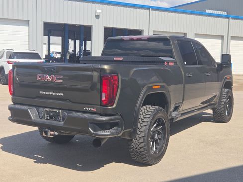 Used 2022 GMC Sierra 2500 AT4 w/ Gooseneck/5TH Wheel Package AWD/4WD image 3