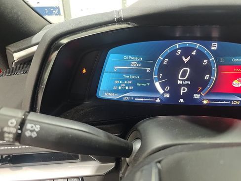Used 2023 Chevrolet Corvette Stingray Preferred Cpe w/ Z51 Performance Package RWD image 2
