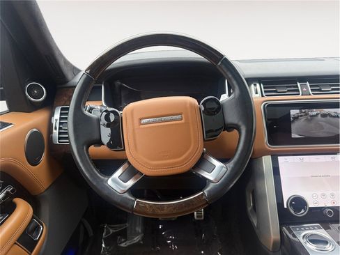 Used 2019 Land Rover Range Rover Autobiography image 12