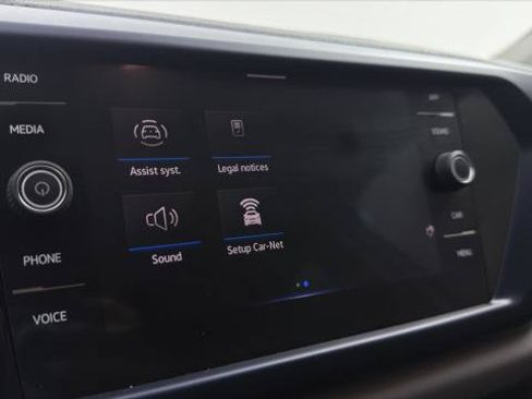 Used 2022 Volkswagen Taos SE FWD image 30