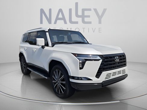 Used 2025 Lexus GX 550 w/ Cold Area Package AWD/4WD image 7
